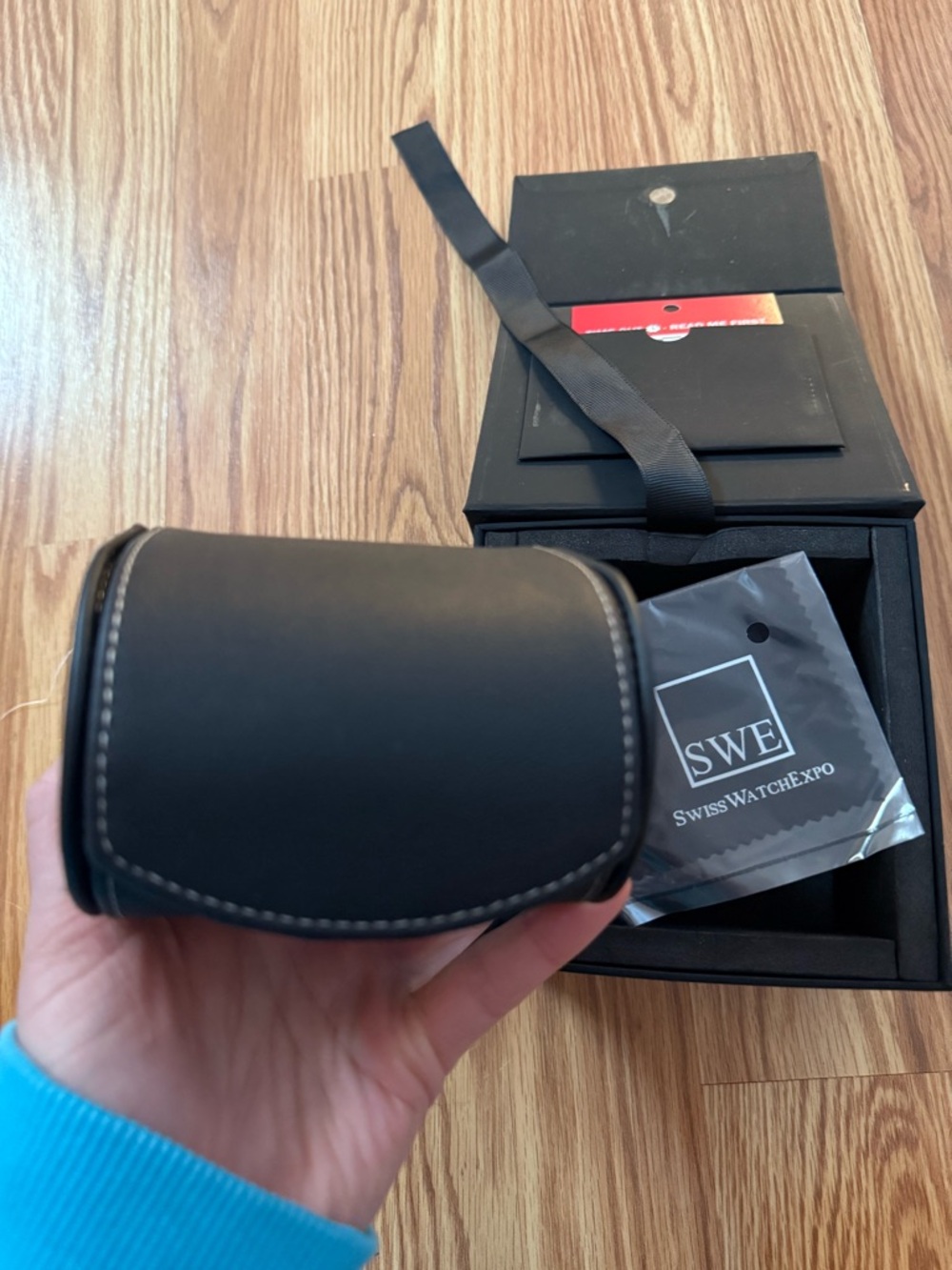 Brand new in box leather travel watch/ bracelet carrier